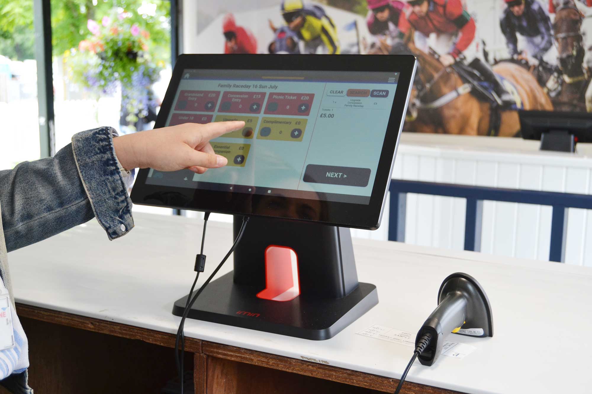 scanning tickets at Perth Racecourse with LibertyEngine and iMin terminal